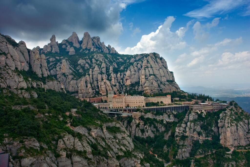 Piso En El Centro De Monistrol De Montserrat Eksteriør billede